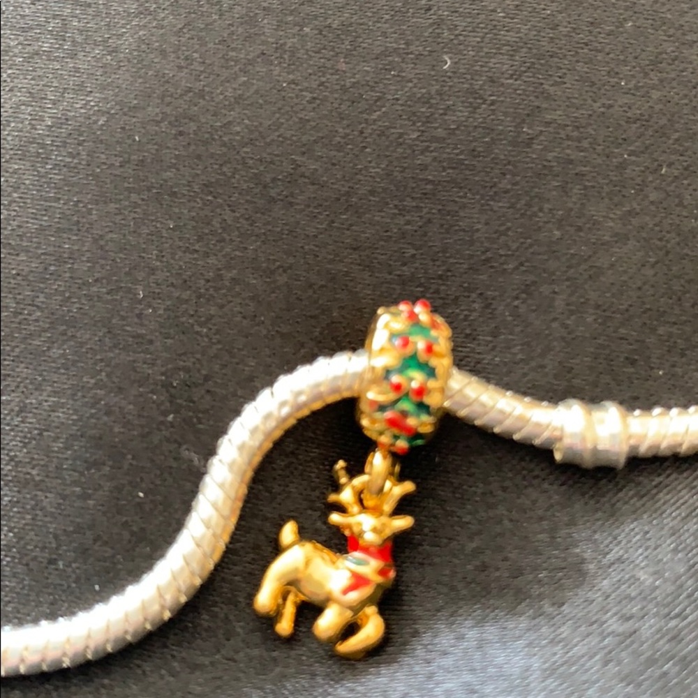 Cute deer charm